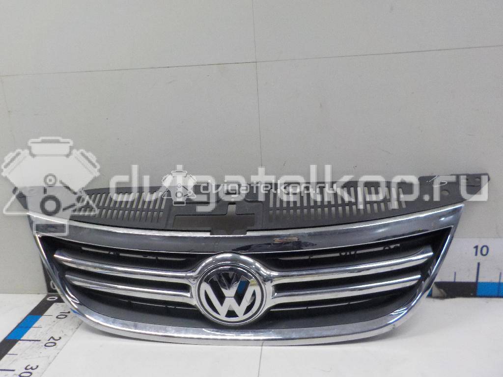 Фото Решетка радиатора  5N0853651C2ZZ для Volkswagen Tiguan {forloop.counter}}