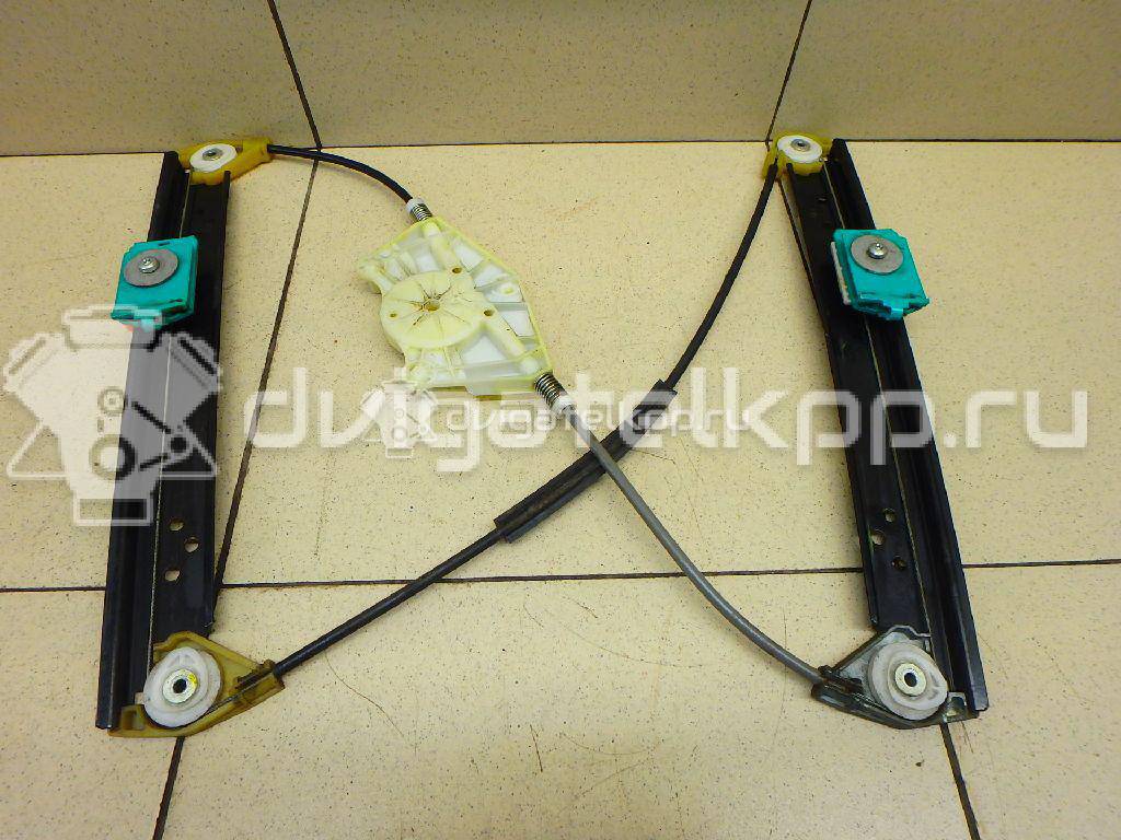 Фото Стеклоподъемник электр. задний правый  7L0839462D для Volkswagen Touareg {forloop.counter}}