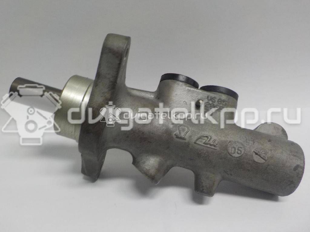 Фото Цилиндр тормозной главный  7L0611019E для Volkswagen Transporter / Multivan / Touareg {forloop.counter}}