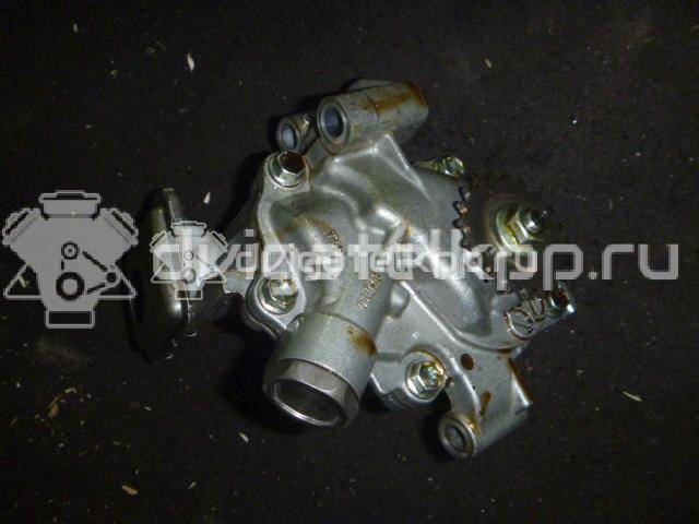 Фото Насос масляный для двигателя 2ZR-FAE для Toyota / Scion 139 л.с 16V 1.8 л бензин 1510037020 {forloop.counter}}