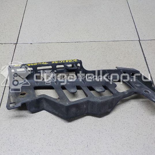 Фото Направляющая переднего бампера правая  1T0807890C для Volkswagen Touran