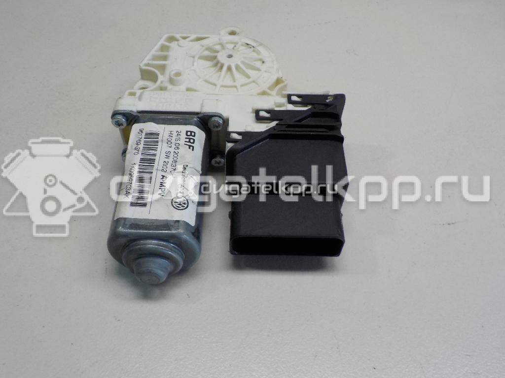 Фото Моторчик стеклоподъемника  3AA959703VW1 для vw Touran {forloop.counter}}