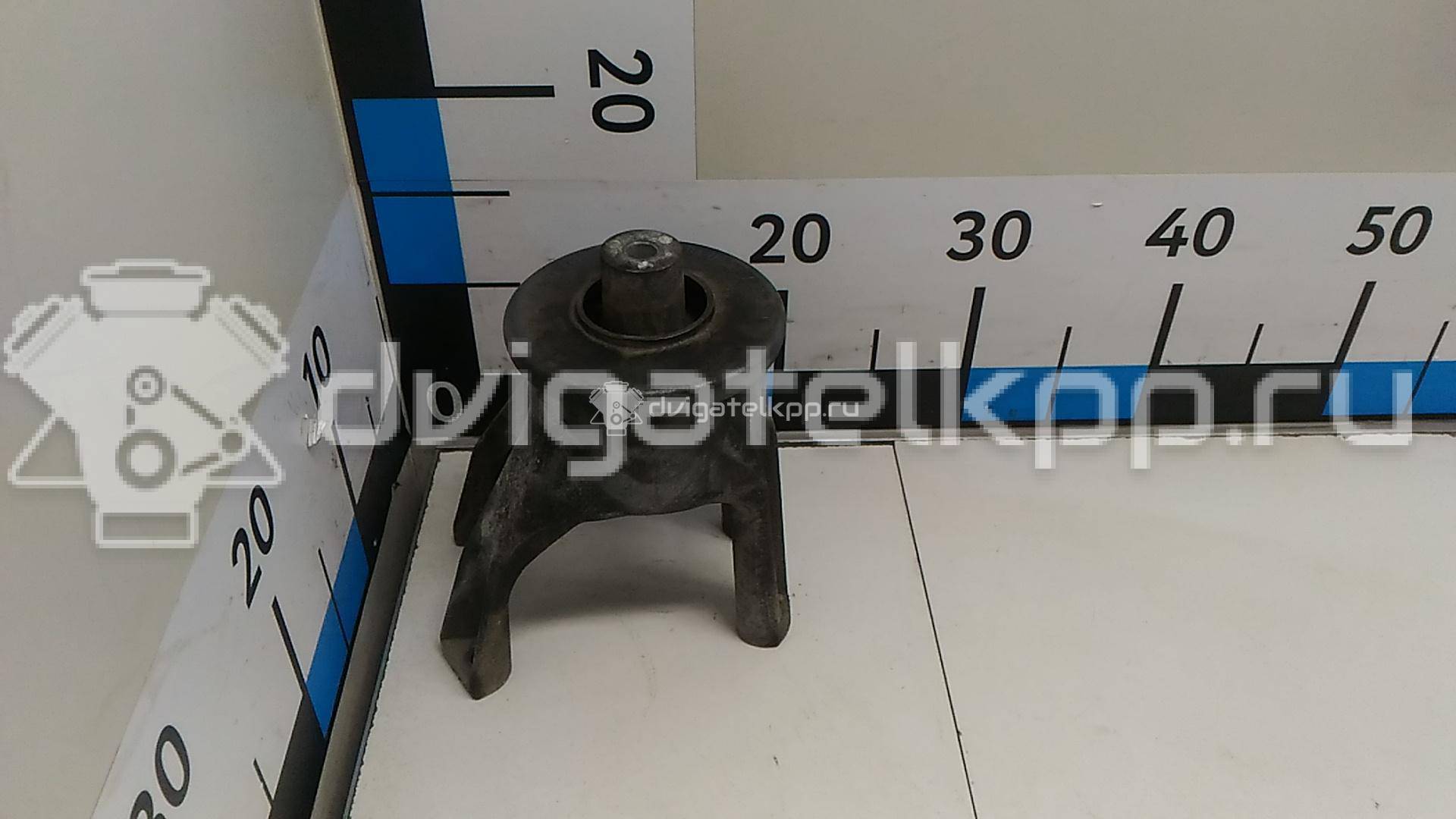 Фото Опора двигателя задняя  7H0199849AT для Volkswagen Transporter / Multivan {forloop.counter}}