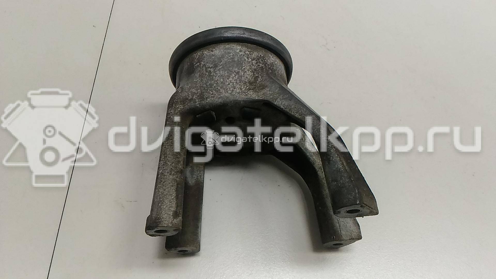 Фото Опора двигателя задняя  7H0199849AT для Volkswagen Transporter / Multivan {forloop.counter}}