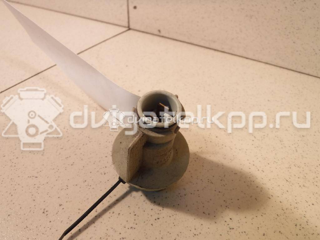 Фото Патрон указателя поворота  3B0953123B для vw Passat [B4] {forloop.counter}}