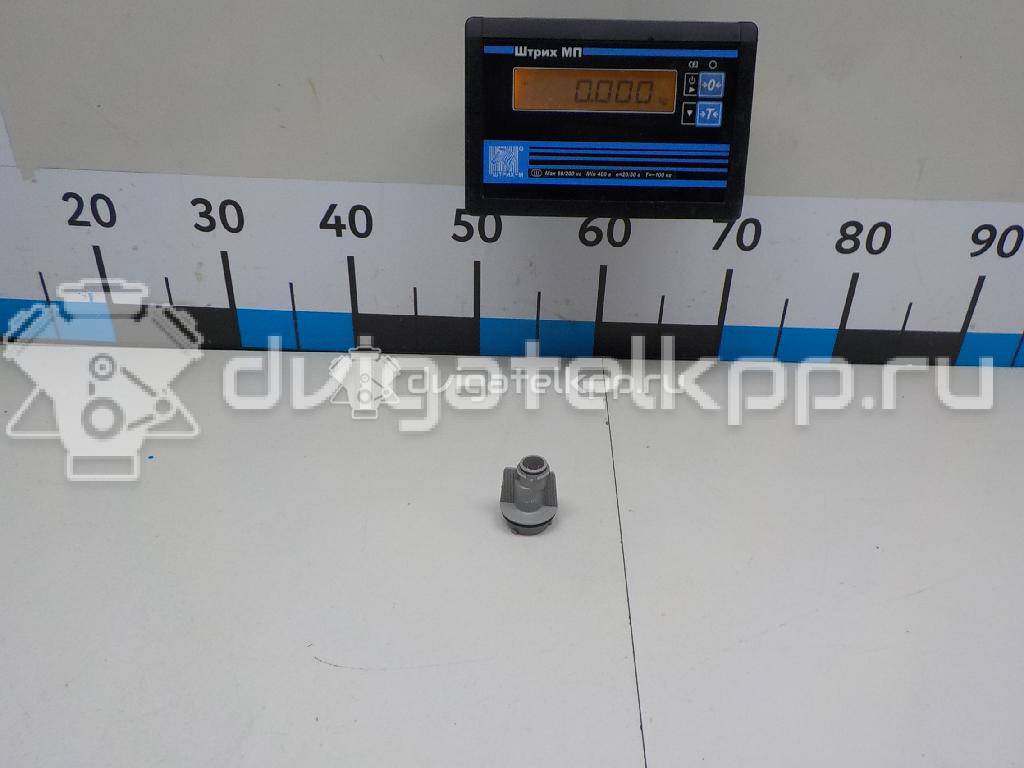 Фото Патрон указателя поворота  3B0953123B для vw Passat [B4] {forloop.counter}}