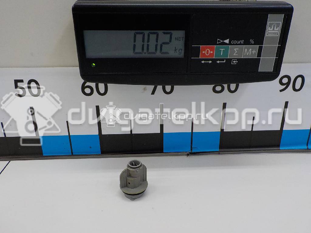 Фото Патрон указателя поворота  3B0953123B для vw Passat [B4] {forloop.counter}}