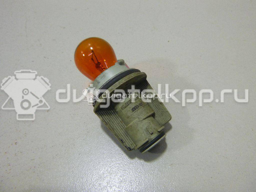 Фото Патрон указателя поворота  3B0953123B для vw Passat [B4] {forloop.counter}}