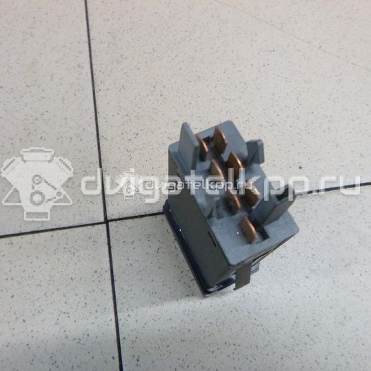 Фото Кнопка аварийной сигнализации  3B0953235D для Volkswagen Passat