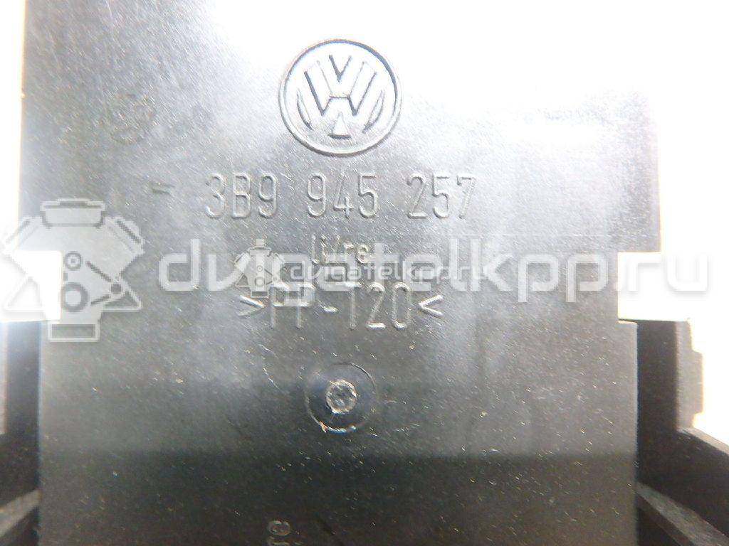 Фото Плата заднего фонаря  3B9945257 для Volkswagen Passat {forloop.counter}}