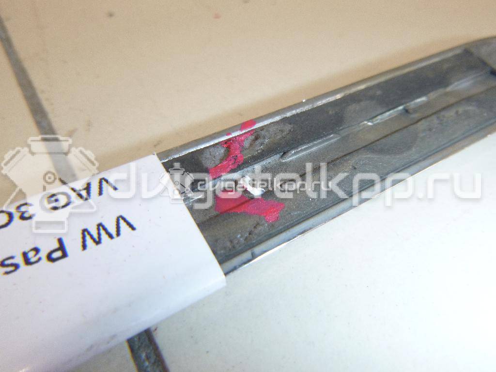 Фото Молдинг передней левой двери  3C0853515C2ZZ для Volkswagen Passat {forloop.counter}}