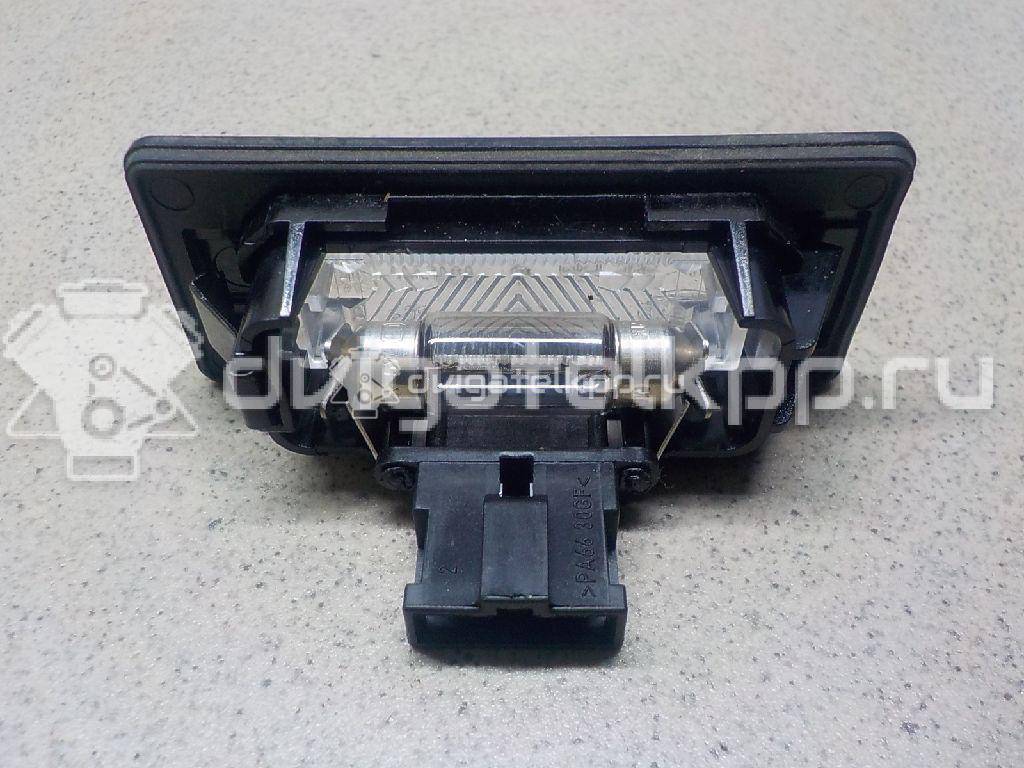 Фото Фонарь подсветки номера  8T0943021 для vw Passat [B6] {forloop.counter}}