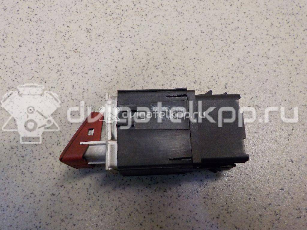 Фото Кнопка аварийной сигнализации  3C0953509A для Volkswagen Passat {forloop.counter}}