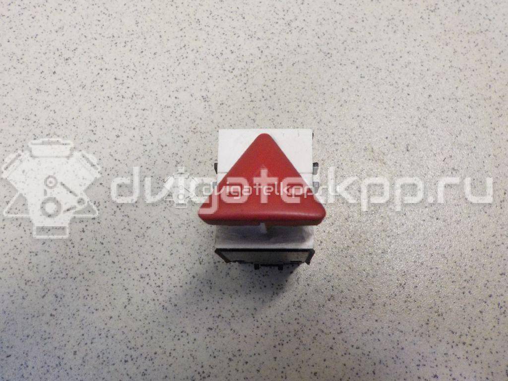 Фото Кнопка аварийной сигнализации  3C0953509A для Volkswagen Passat {forloop.counter}}