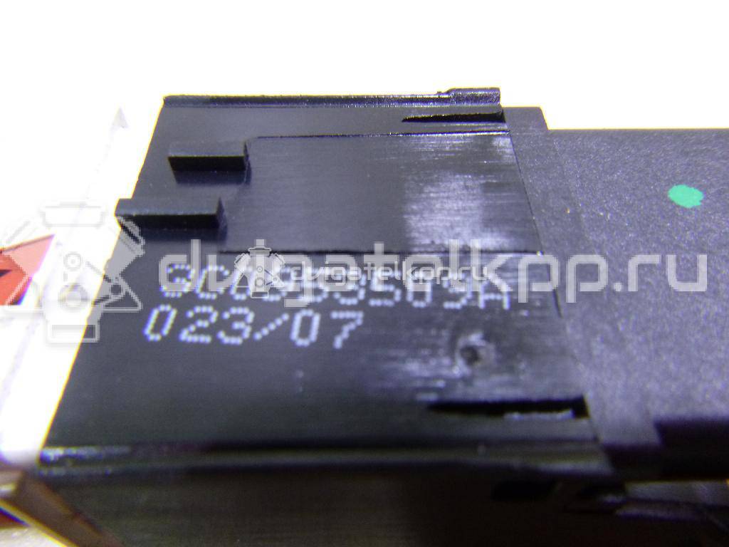 Фото Кнопка аварийной сигнализации  3C0953509A для Volkswagen Passat {forloop.counter}}