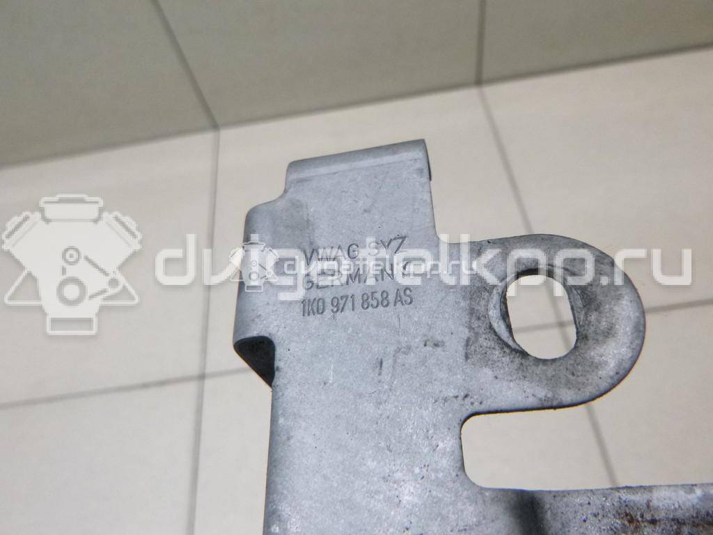 Фото Кронштейн (сопут. товар)  1K0971858AS для vw Passat [B7] {forloop.counter}}