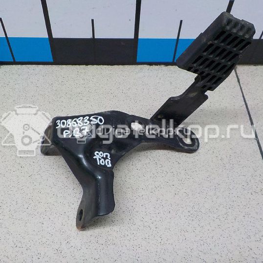 Фото Кронштейн (сопут. товар)  02M409905AR для vw Passat [B7]