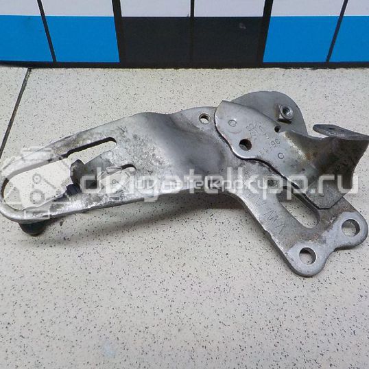 Фото Кронштейн (сопут. товар)  03L103369AG для vw Passat [B7]