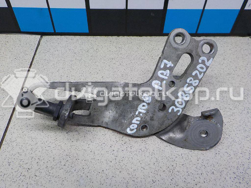 Фото Кронштейн (сопут. товар)  03L103369AG для vw Passat [B7] {forloop.counter}}