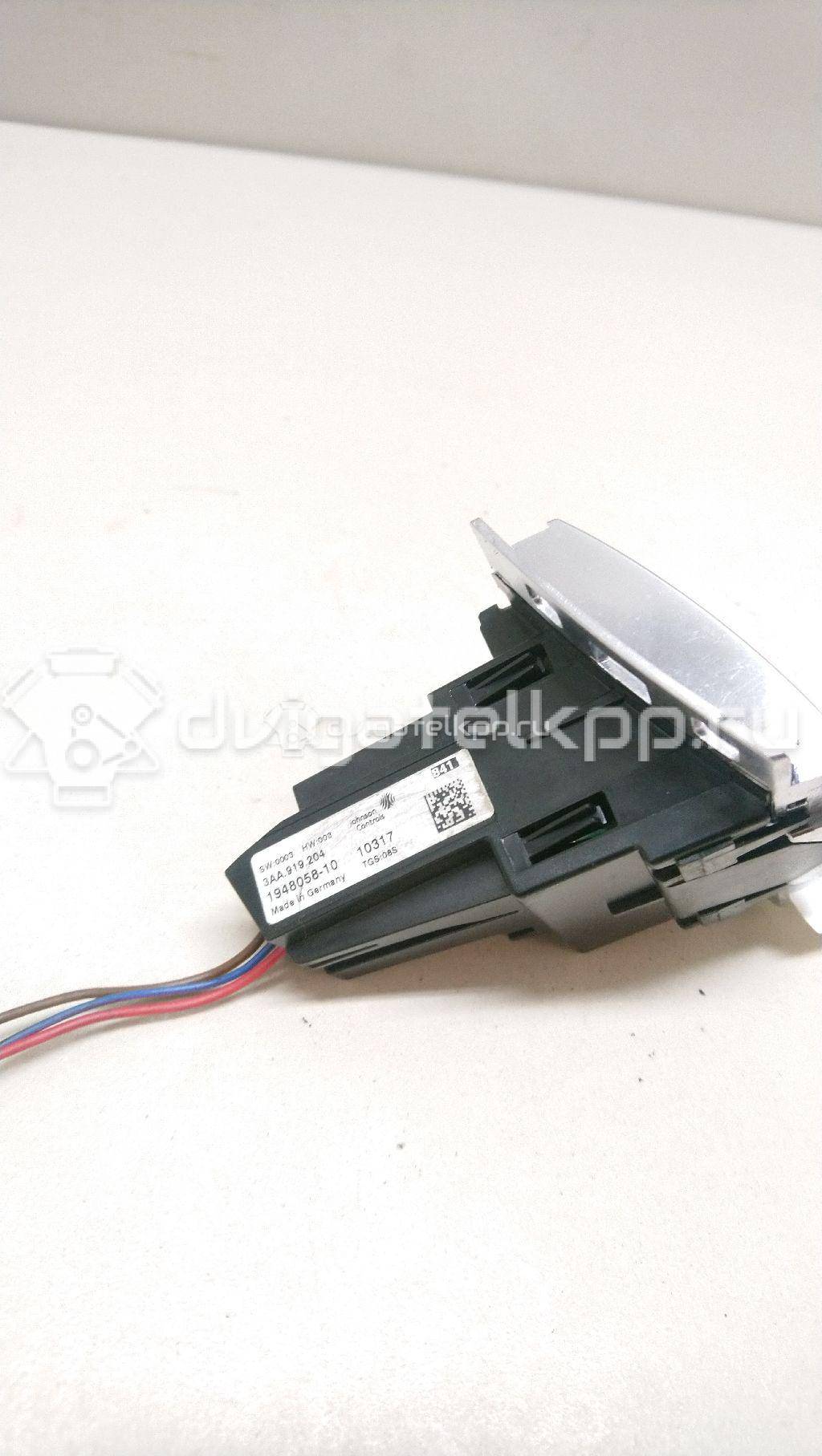 Фото Часы  3AA919204A для vw Passat [B7] {forloop.counter}}