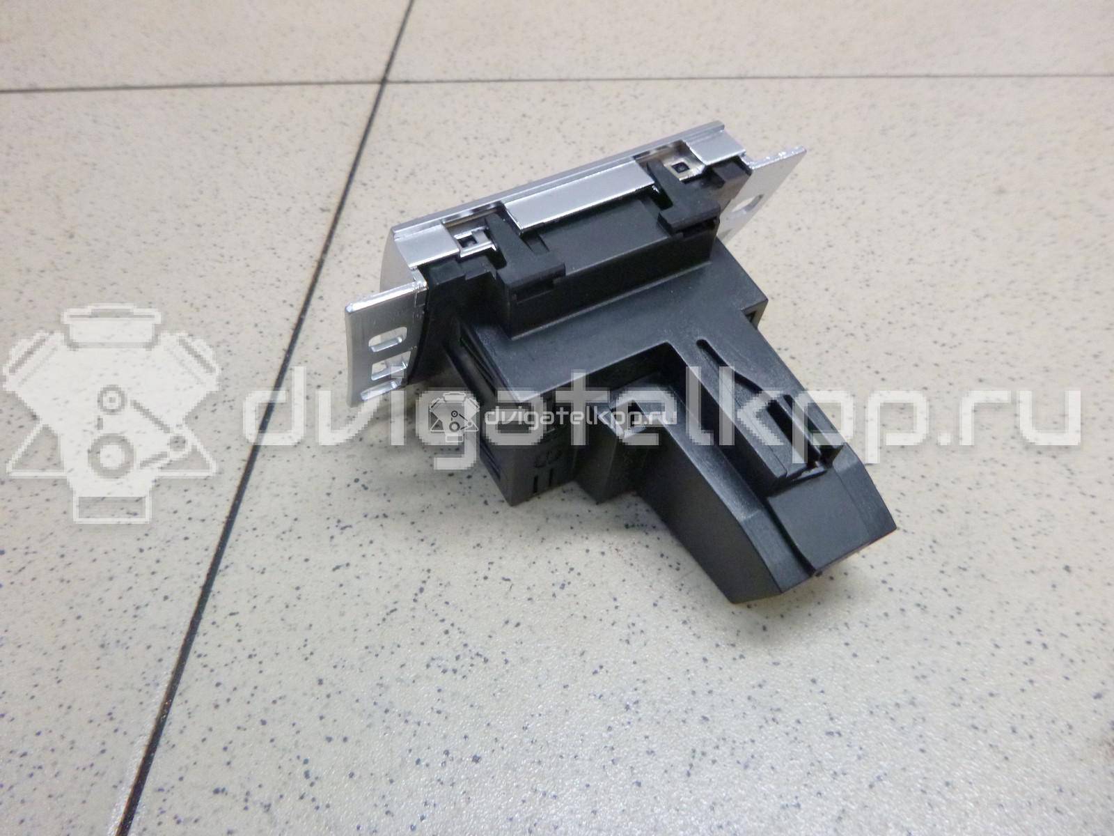 Фото Часы  3AA919204A для vw Passat [B7] {forloop.counter}}