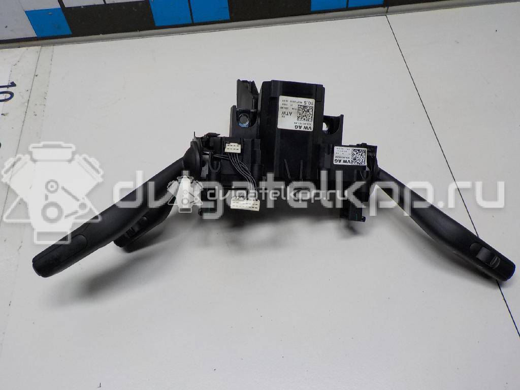 Фото Переключатель подрулевой в сборе  3C9953502E9B9 для vw Passat [B7] {forloop.counter}}