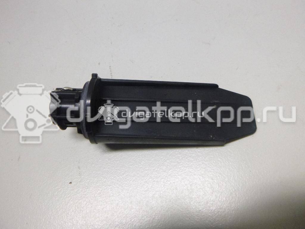 Фото Патрон указателя поворота  3AA953123 для vw Passat [B7] {forloop.counter}}
