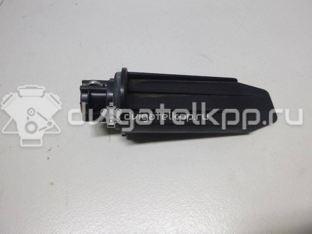 Фото Патрон указателя поворота  3AA953123 для vw Passat [B7] {forloop.counter}}