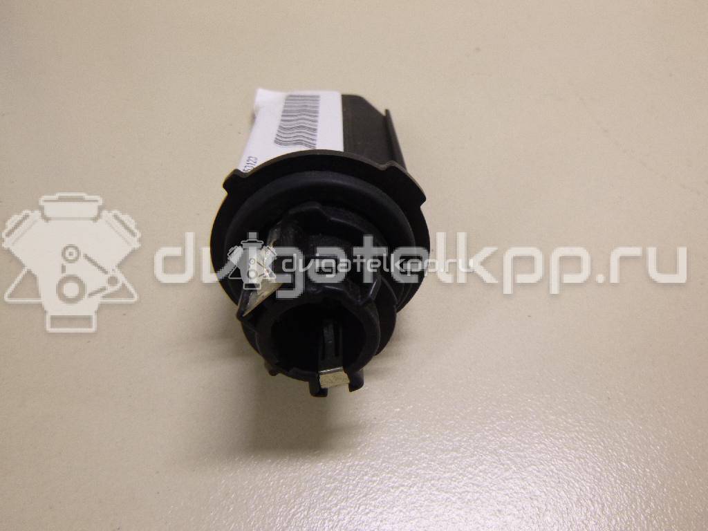 Фото Патрон указателя поворота  3AA953123 для vw Passat [B7] {forloop.counter}}