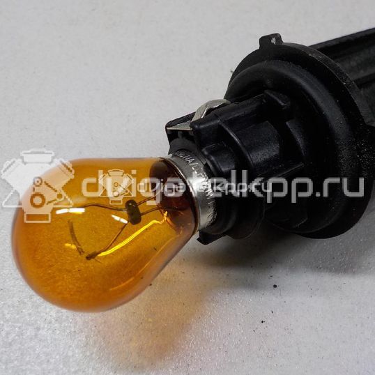 Фото Патрон указателя поворота  3AA953123 для vw Passat [B7]