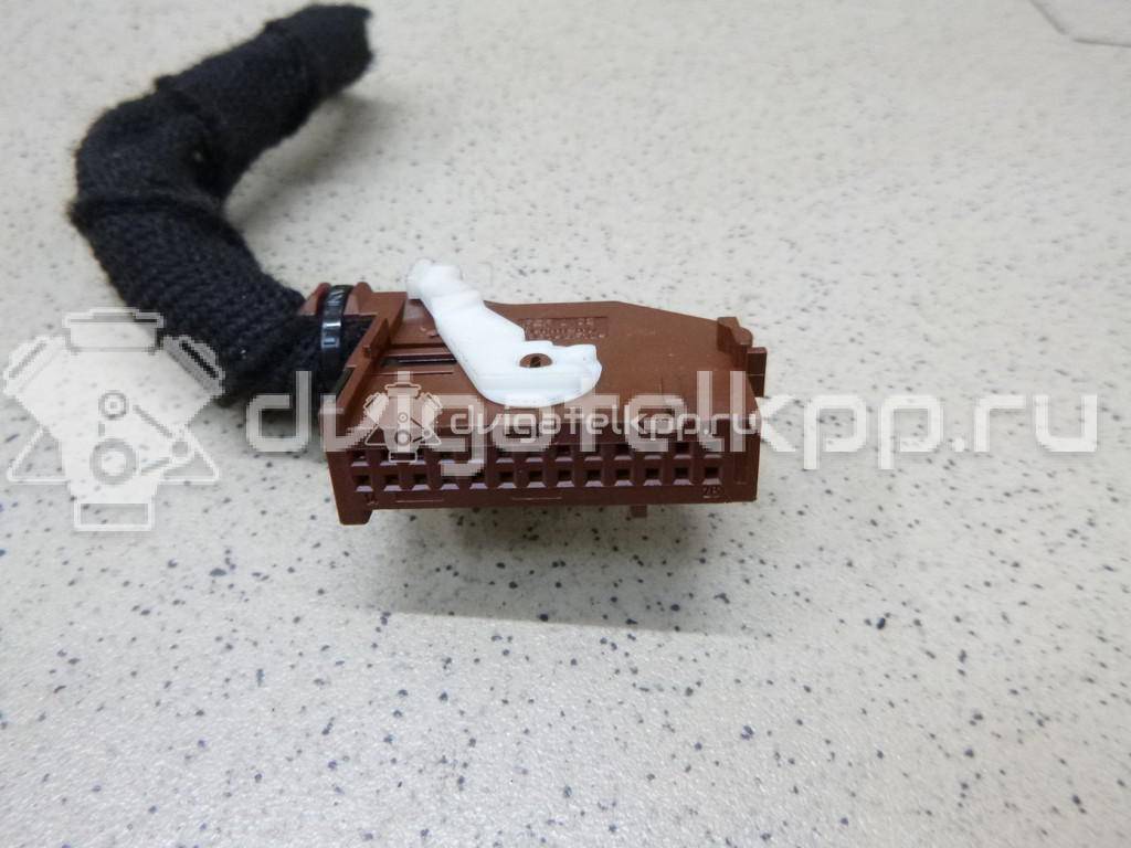 Фото Разъем  7L6972726C для vw Passat [B7] {forloop.counter}}