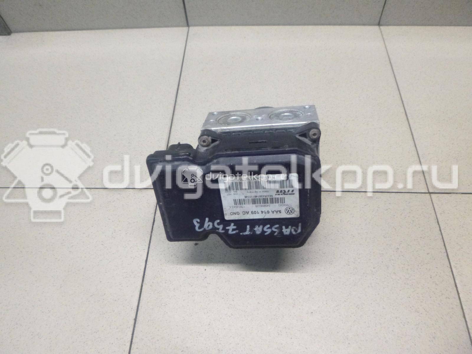Фото Блок ABS (насос)  3AA614109BMBEF для vw Passat [B7] {forloop.counter}}