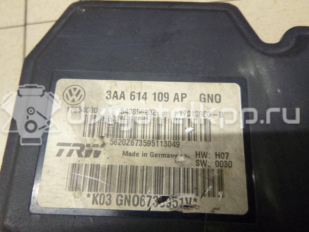 Фото Блок ABS (насос)  3AA614109BMBEF для vw Passat [B7] {forloop.counter}}