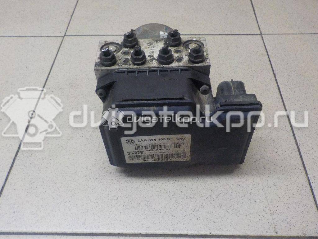 Фото Блок ABS (насос)  3AA614109NBEF для vw Passat [B7] {forloop.counter}}