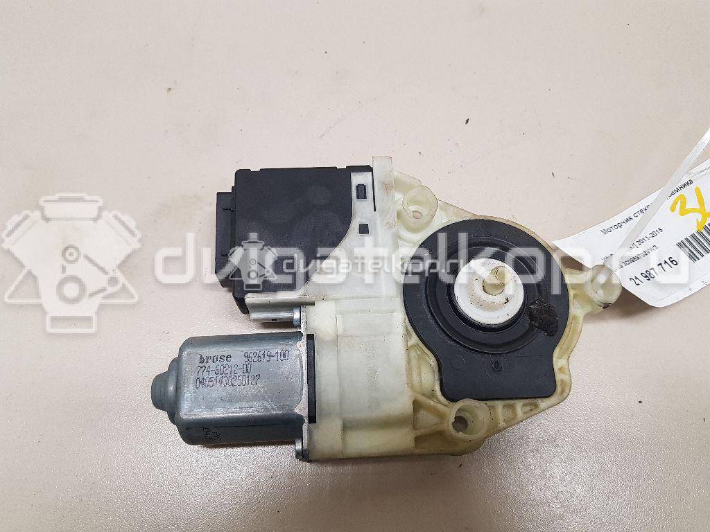 Фото Моторчик стеклоподъемника  3C0959703VW3 для vw Passat [B7] {forloop.counter}}