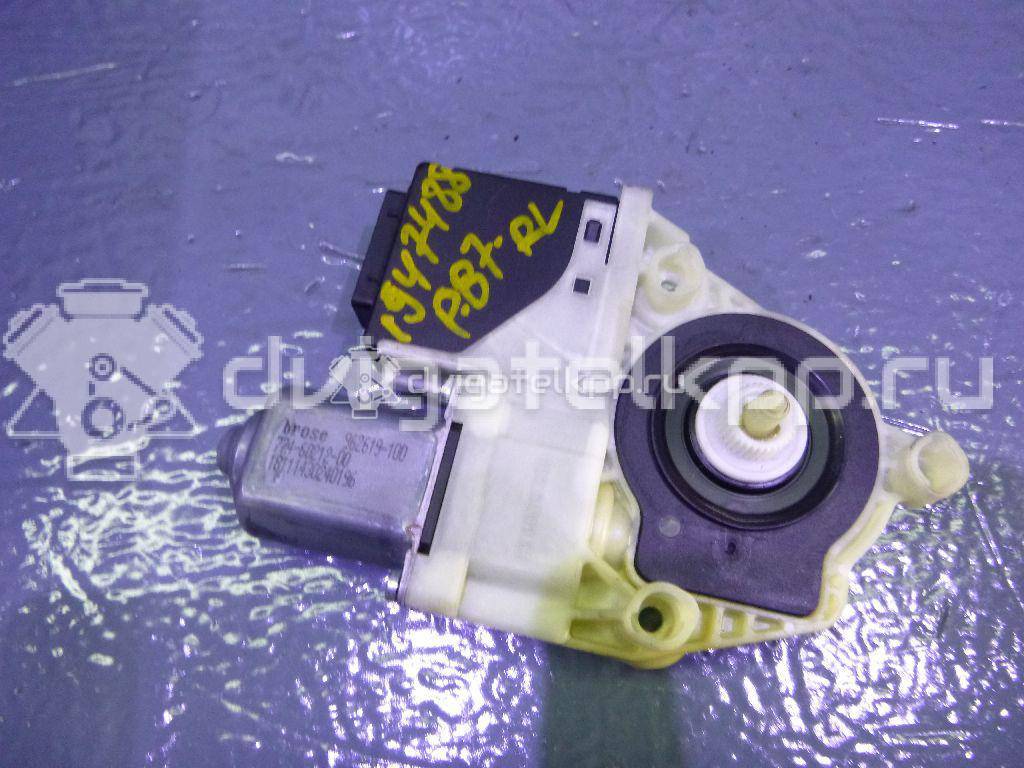 Фото Моторчик стеклоподъемника  3C0959703VW3 для vw Passat [B7] {forloop.counter}}