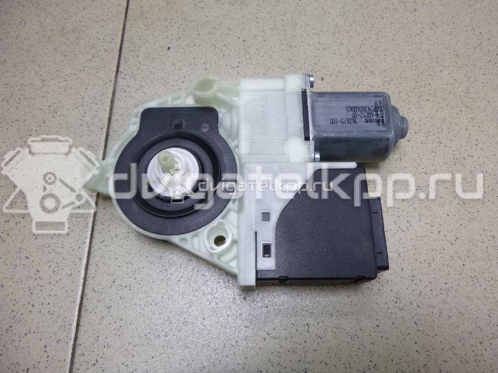 Фото Моторчик стеклоподъемника  3AA959703BVW4 для vw Passat [B7] {forloop.counter}}
