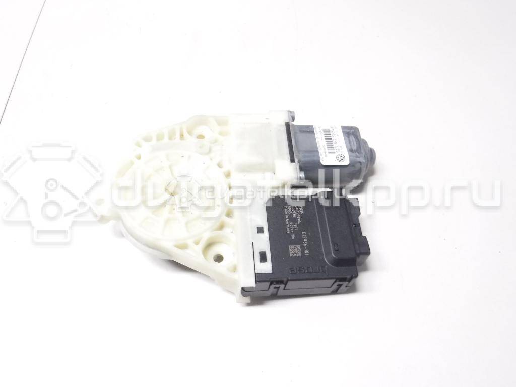 Фото Моторчик стеклоподъемника  3AA959704BVW4 для vw Passat [B7] {forloop.counter}}