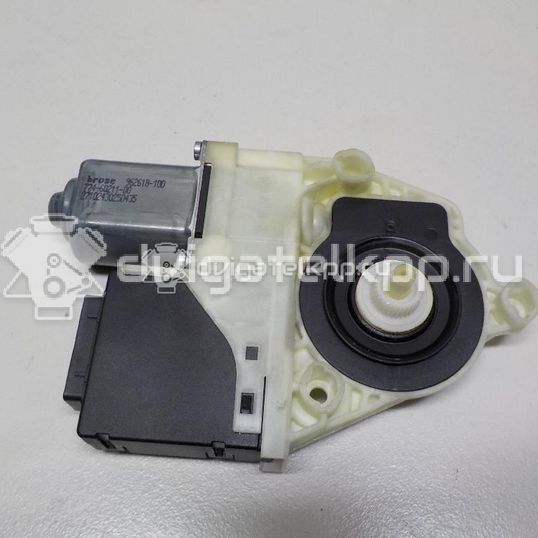 Фото Моторчик стеклоподъемника  3AA959704BVW4 для vw Passat [B7]