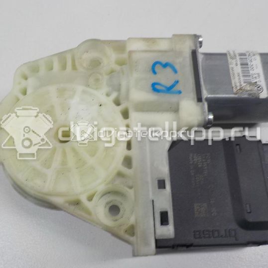 Фото Моторчик стеклоподъемника  3AA959704BVW4 для vw Passat [B7]