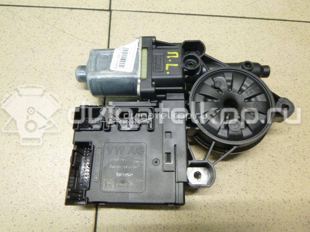 Фото Моторчик стеклоподъемника  3AA959701AZ0H для vw Passat [B7] {forloop.counter}}