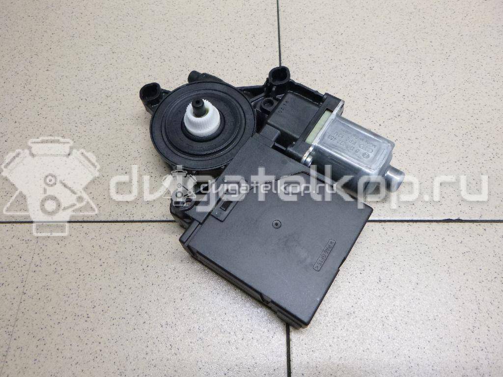 Фото Моторчик стеклоподъемника  3AA959701AZ0H для vw Passat [B7] {forloop.counter}}