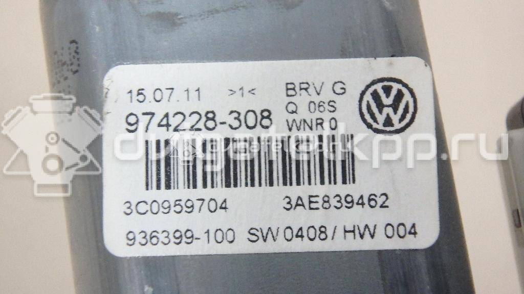 Фото Моторчик стеклоподъемника  3C0959704VW3 для vw Passat [B7] {forloop.counter}}