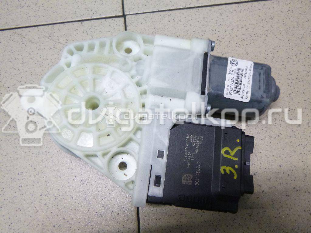 Фото Моторчик стеклоподъемника  3AA959704B для vw Passat [B7] {forloop.counter}}