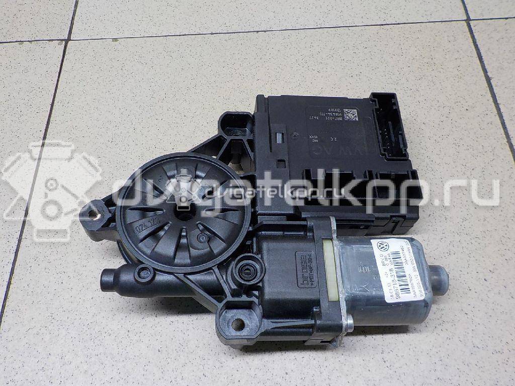 Фото Моторчик стеклоподъемника  3AA959702AZ05 для vw Passat [B7] {forloop.counter}}