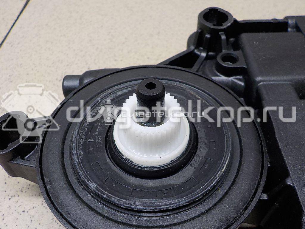 Фото Моторчик стеклоподъемника  3AA959702AZ05 для vw Passat [B7] {forloop.counter}}