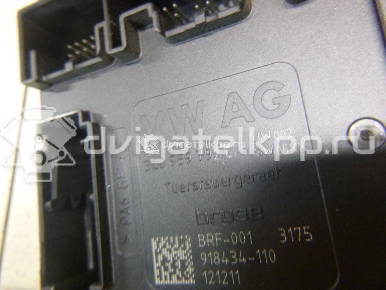 Фото Моторчик стеклоподъемника  3AA959702AZ05 для vw Passat [B7] {forloop.counter}}