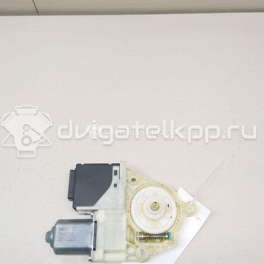 Фото Моторчик стеклоподъемника  3C0959703VW4 для vw Passat [B7]