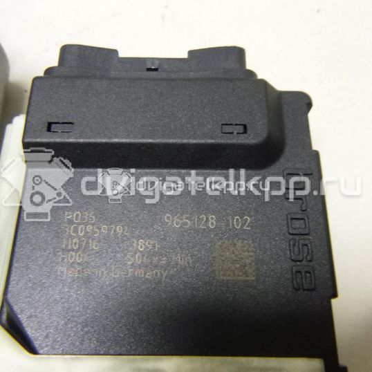 Фото Моторчик стеклоподъемника  3C0959704VW4 для vw Passat [B7]