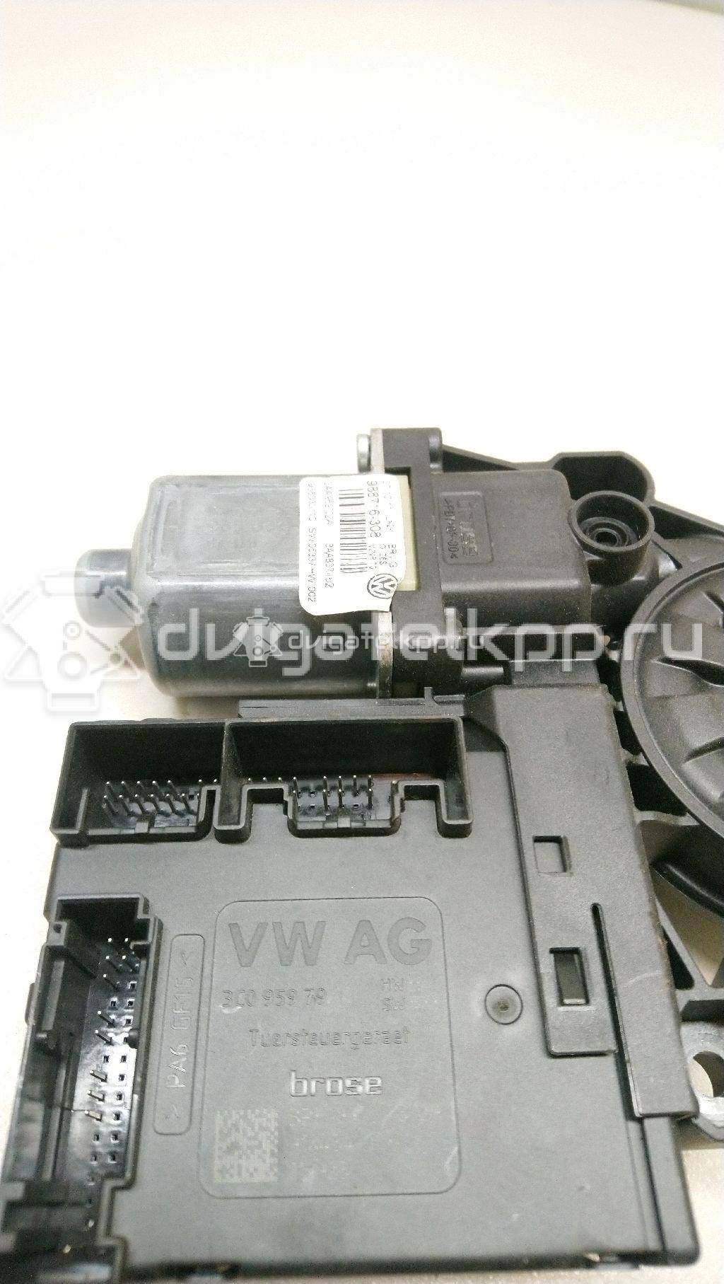 Фото Моторчик стеклоподъемника  3AA959702AZ07 для vw Passat [B7] {forloop.counter}}